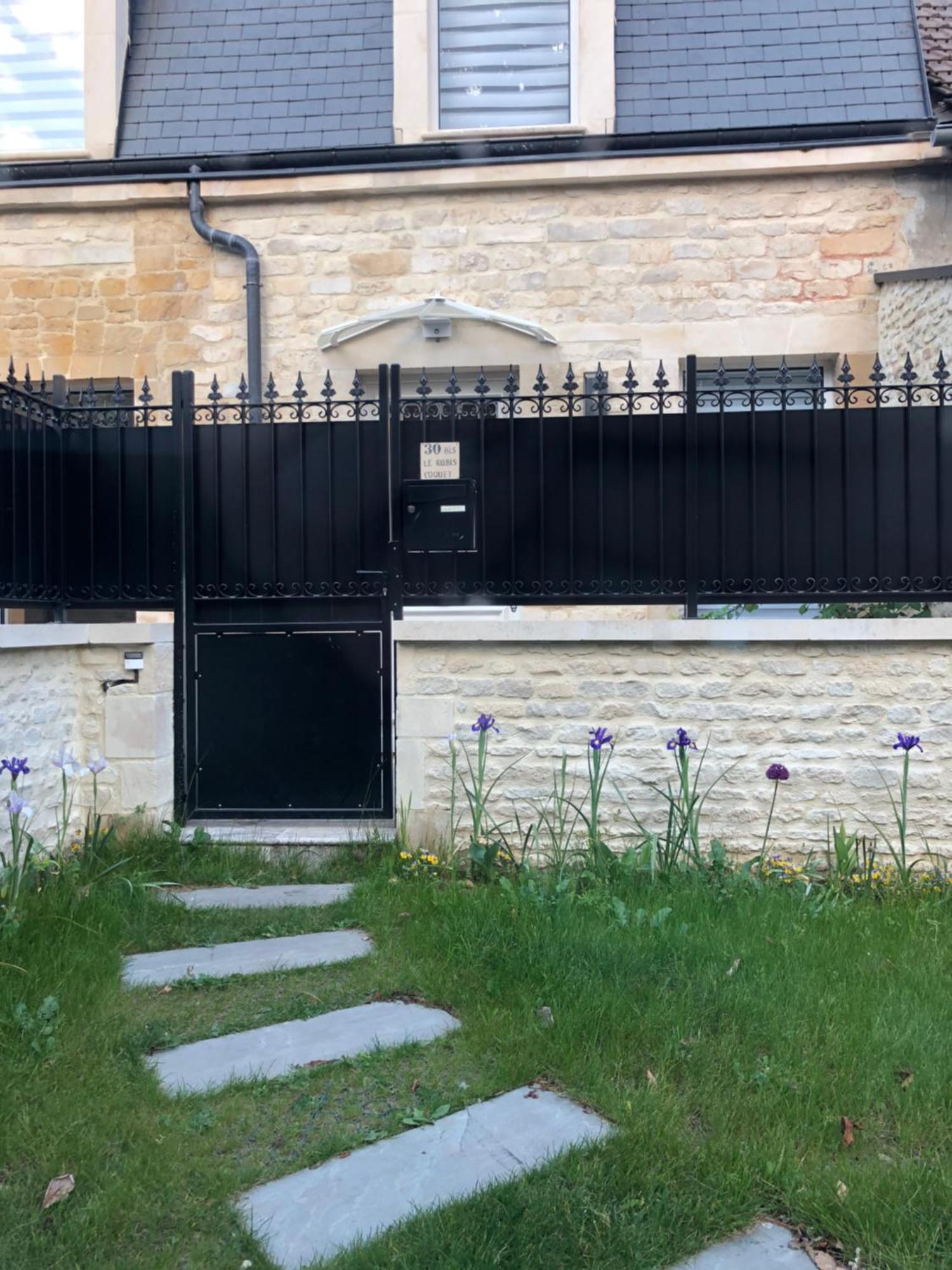 Ferienwohnung Ogma, Studio Coquet Au Calme Caen Exterior foto